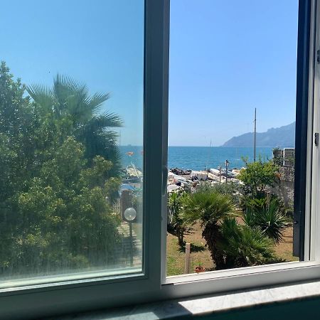 Il Viandante Sul Mare Apartment Salerno Ngoại thất bức ảnh