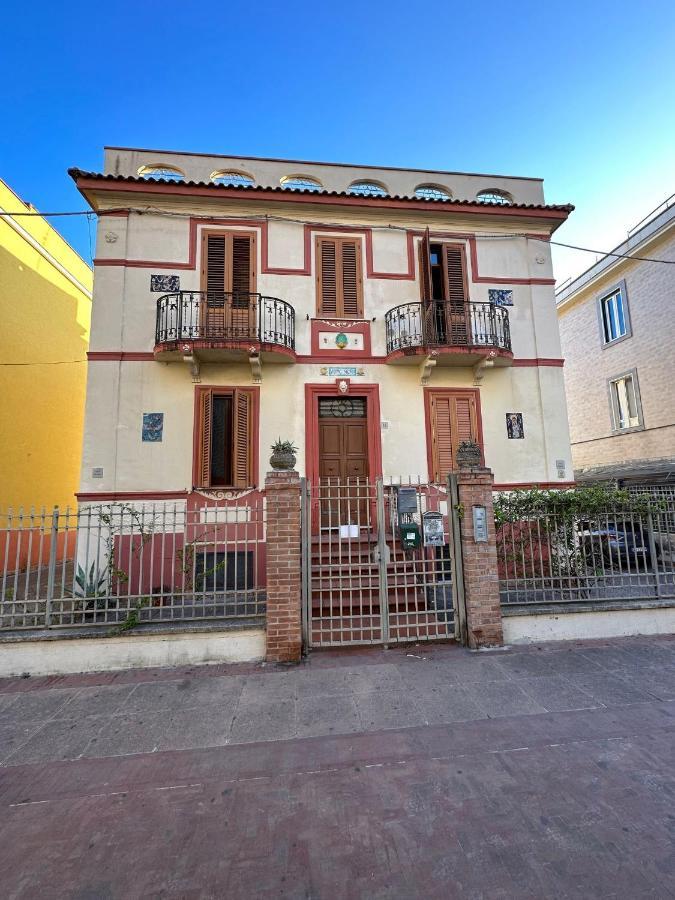 Il Viandante Sul Mare Apartment Salerno Ngoại thất bức ảnh