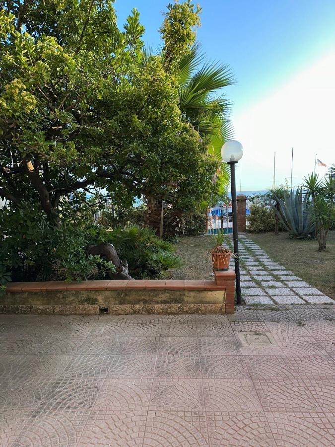 Il Viandante Sul Mare Apartment Salerno Ngoại thất bức ảnh
