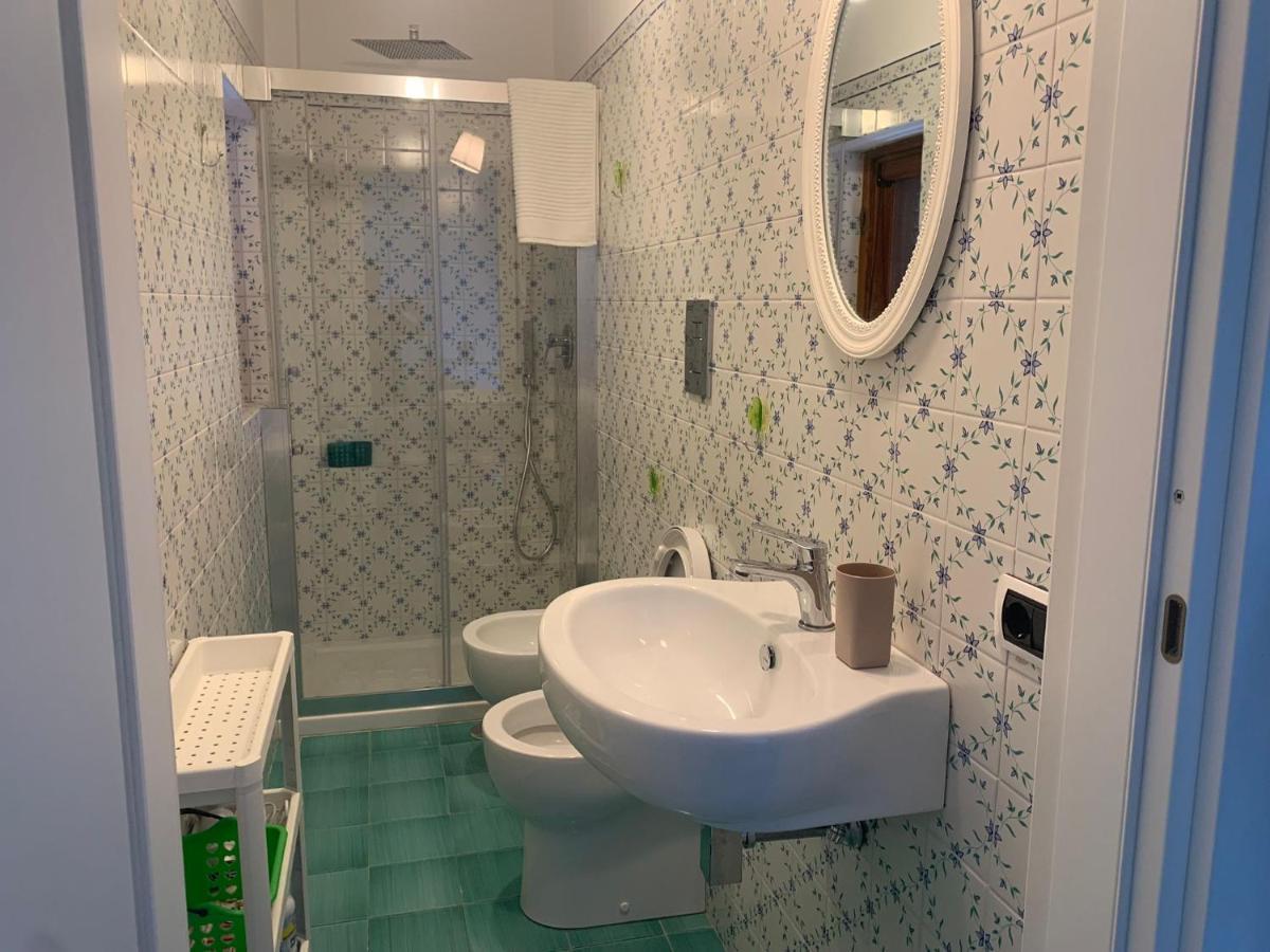 Il Viandante Sul Mare Apartment Salerno Ngoại thất bức ảnh